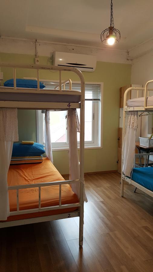 Lemon Tree Guesthouse Seogwipo Habitación foto